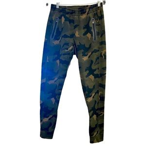 Camo Old Navy Active Pants Sz Small
